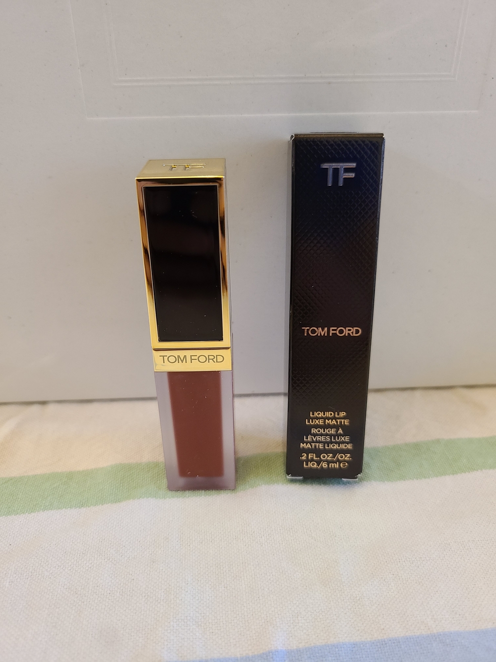 Tom Ford Liquid Lip Luxe Matte 123 Devoted